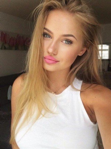 Agnea, 24, Haugesund - Norway, Kissing if good chemistry