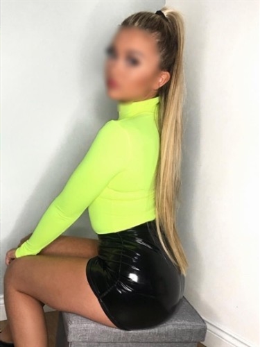 Escort Akwenack,Bretigny sur Orge unforgettable girlfriend experience