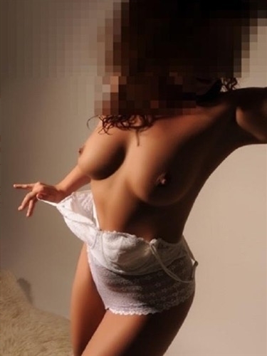 With me you can have a good time not only in bed escort Alizade Wiesbaden