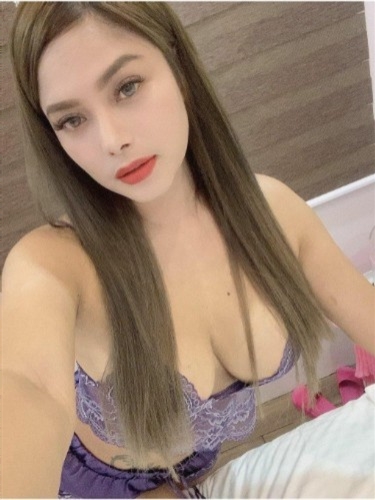 Tall busty bangsar escort Bessey Benevento