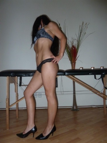 Chirani, 26, Dublin - Ireland, Incall escort