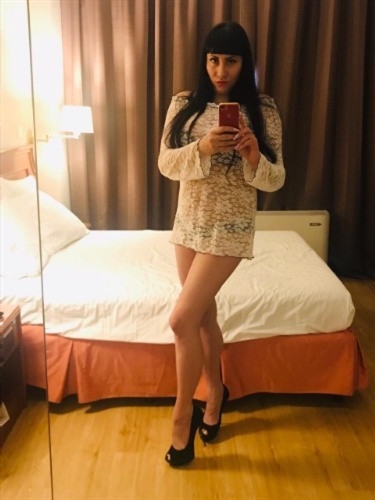 Dayour, 19, Novo mesto - Slovenia, Elite escort