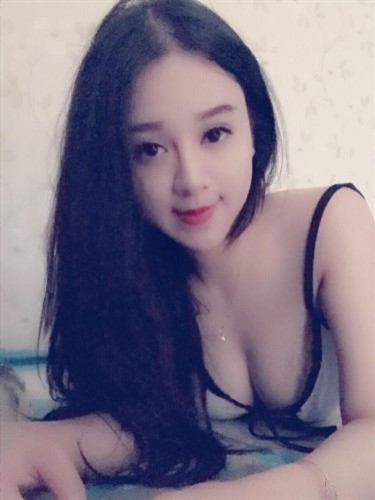 Escort Dongkang,Düsseldorf bintang contact us