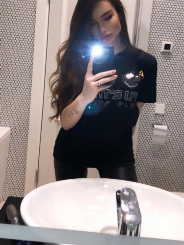 Escort Grimm 25yo, Uddevalla / Sweden