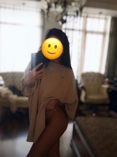 Escort Hongluo,Nuremberg professional erotic massage