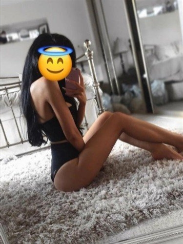 Top class finest escort Hongluo Nuremberg