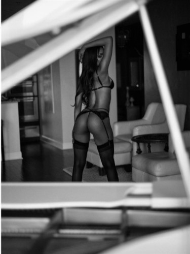 Escort Merhy,Vilamoura no anal