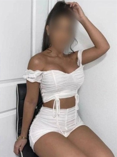 Mostalifa, 18, Herzliya - Israel, Sex toys