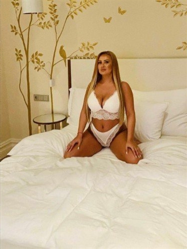 Full body relaxing escort Ndye Aram Balchik