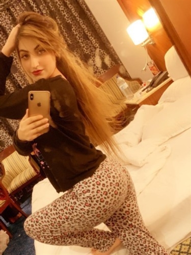 Phraimanee, 27, Roanne - France, Private escort