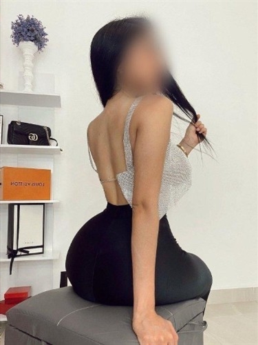 Role playing lesbian sex relaxing massage escort Qaryaqos Umea