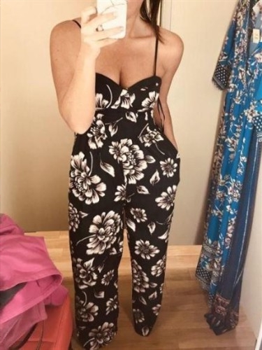 Sarnella, 24, Dundalk - Ireland, Anal massage (give)