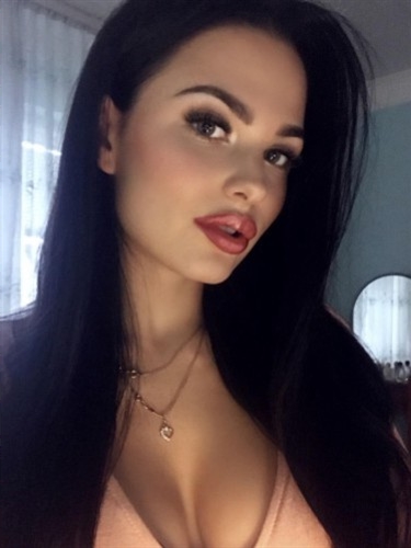 Superb Serbian Serbian a level escort Simanur Biarritz