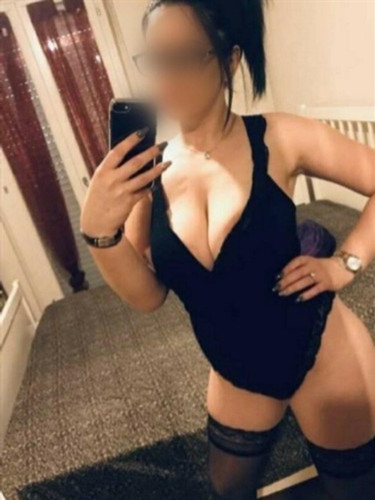 Mistress Lebanese escort Tansulu Kecskemet