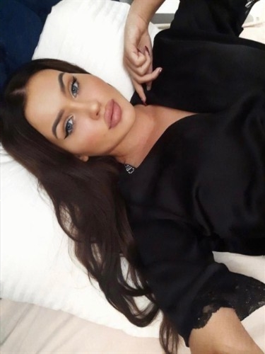 Escort Zaimila,Santorini relaxing intimate meeting