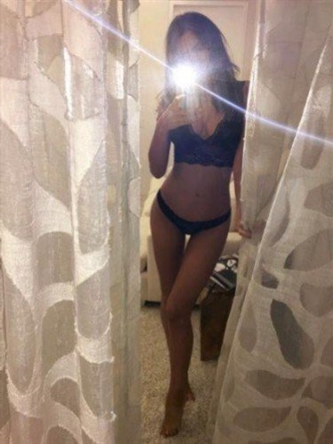 Gfe open minded escort Zehroon Lille